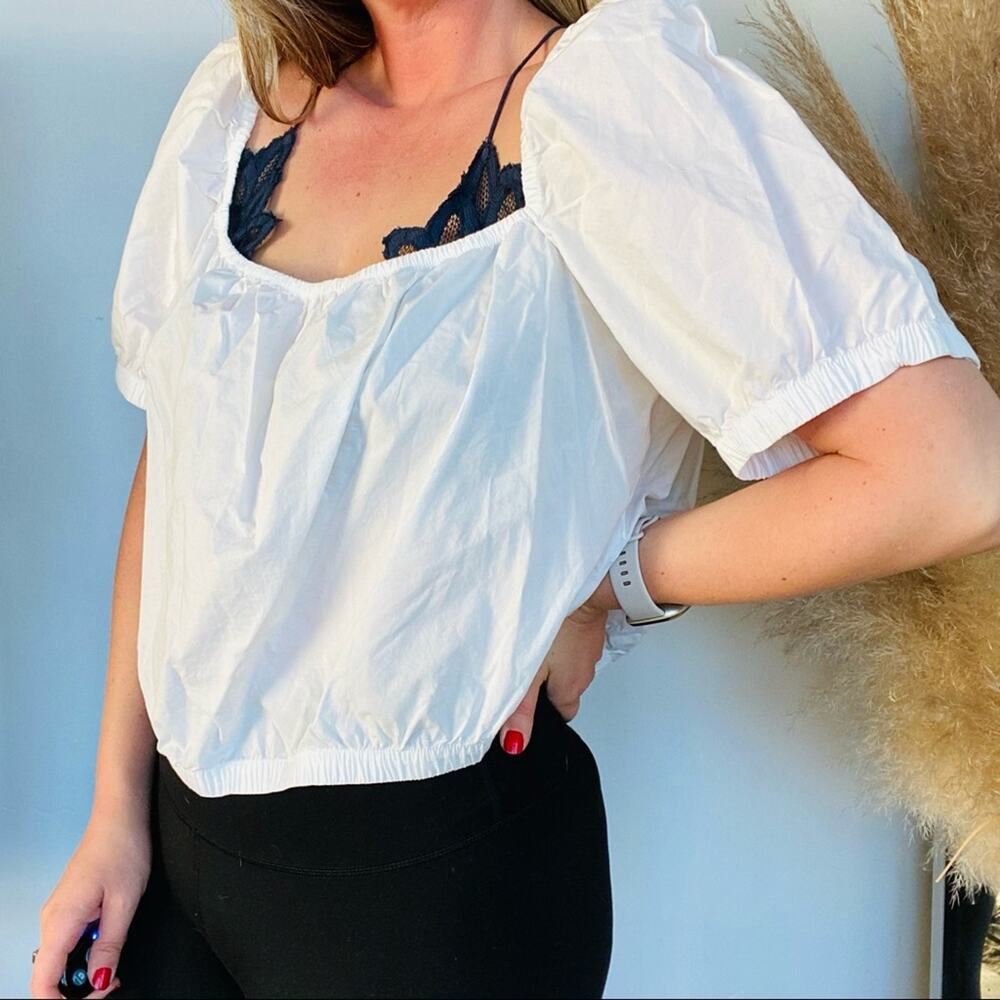 NEW H&M White Puff Short Sleeve Scoop Neck Peasant Crop Top Blouse Shirt XXL